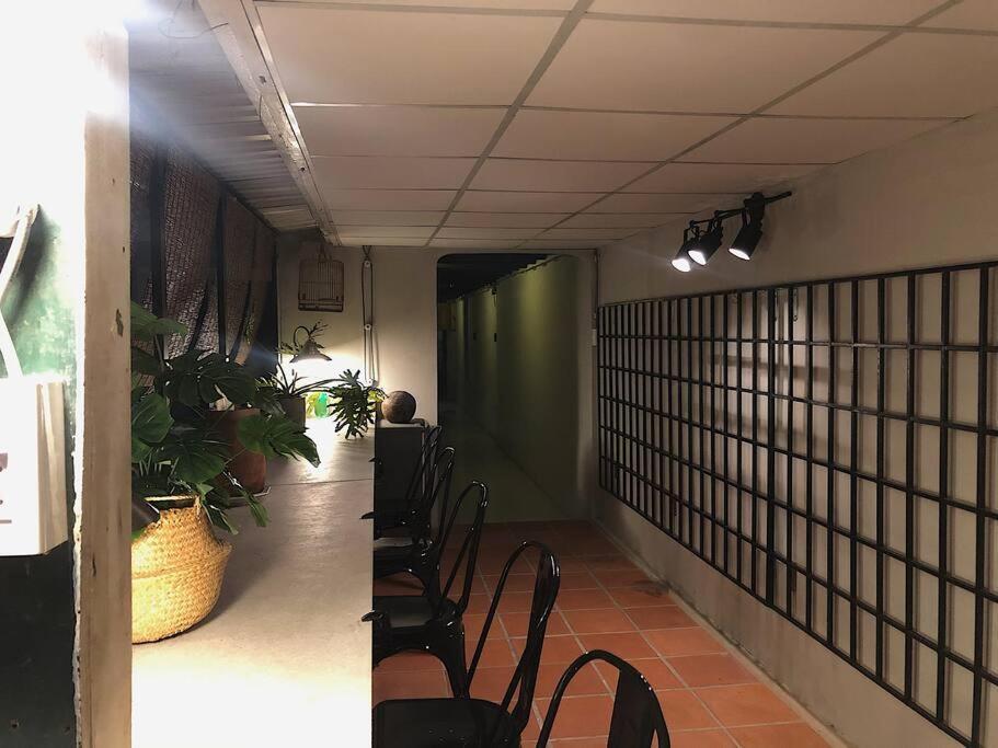 Appartement Authentic Saigon Loft In The Heart Of